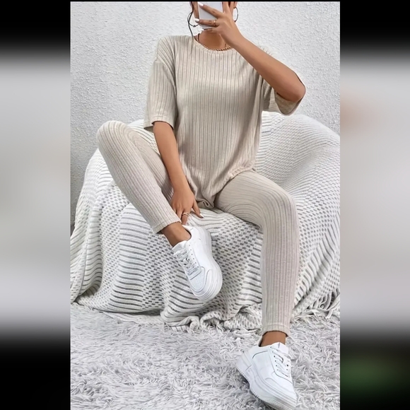 Stony Women's 2Piece set - Picture 4 of 5